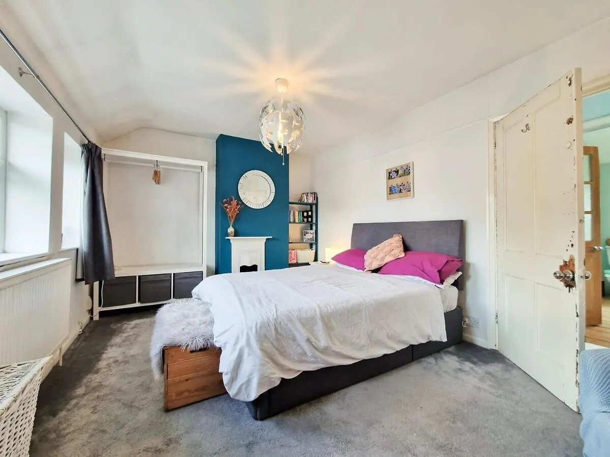 Apartment Luckwell Cottage Two Bedroom Bristol